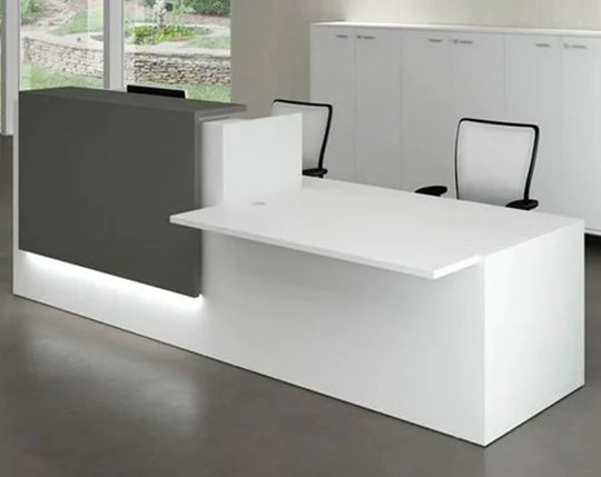 Efficiency and Elegance: Unraveling the Duties & Responsibilities of the Office Reception Desk
