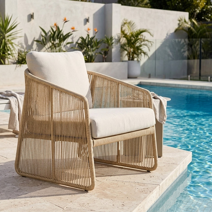 Belize Outdoor Lounge Chair