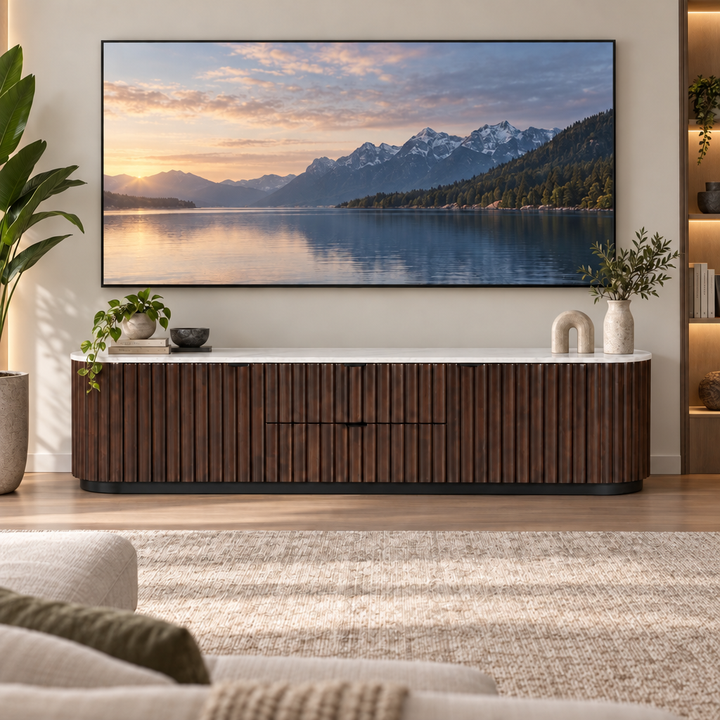 Gatton TV Entertainment Unit