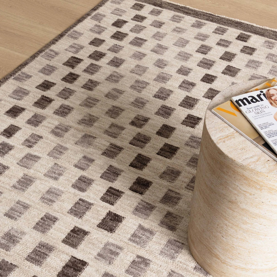 Horizon Ivory Grey Checkered Rug