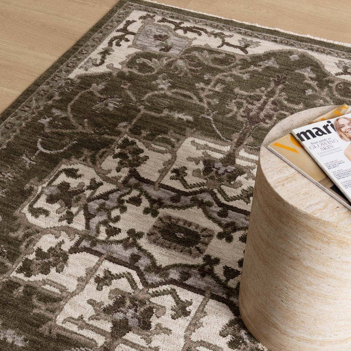 Horizon Olive Green Medallion Rug