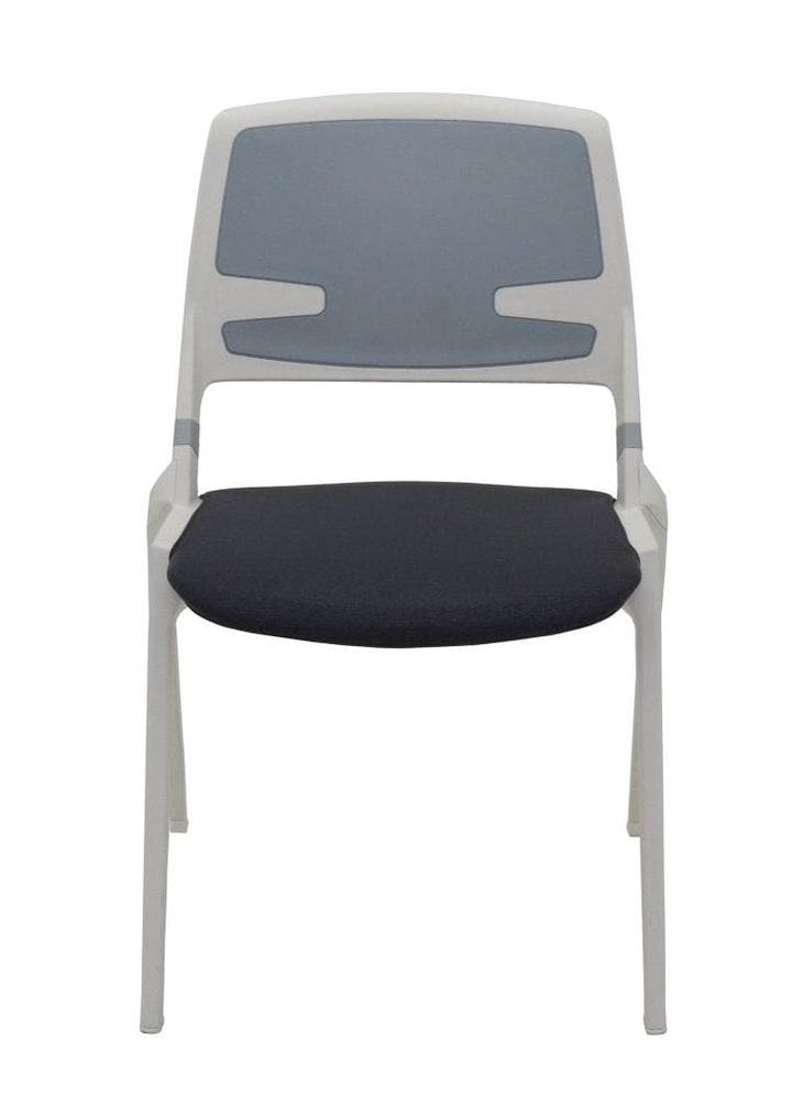 Tarcutta Breakout Chair