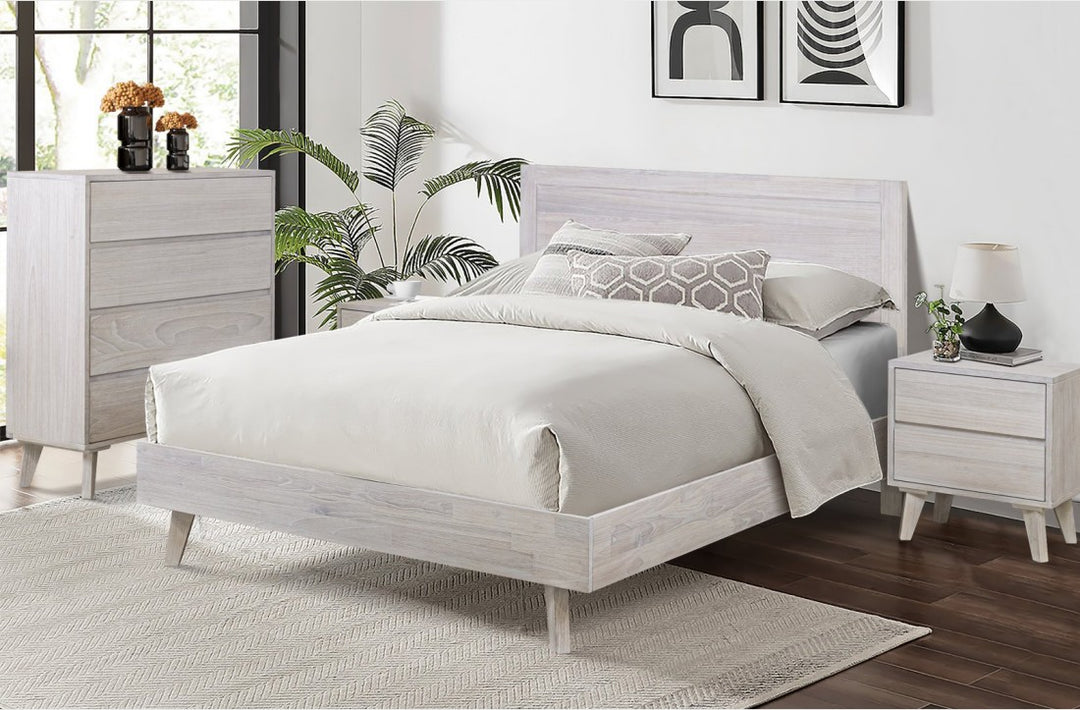 Smiggins Timber Double Bed
