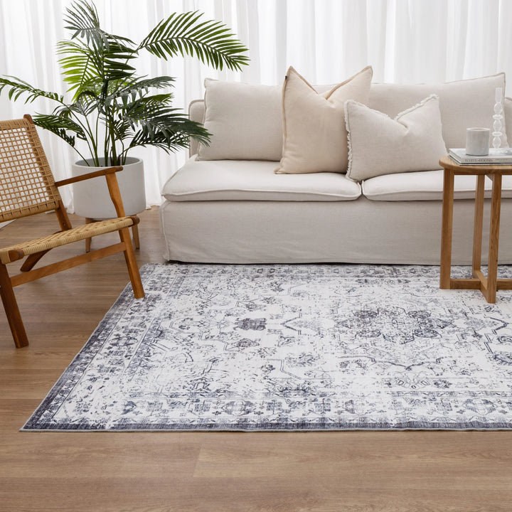 Washwell Blue Distressed Medallion Machine Washable Rug