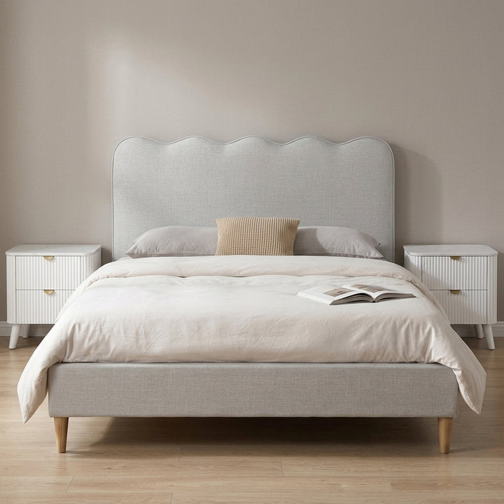 Zetland Queen Fabric Bed